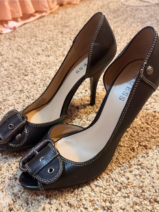 Guess Shoes - Y2K Guess Heels